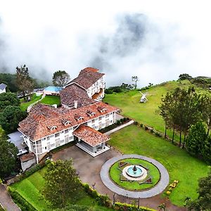 Le Montfort Resort